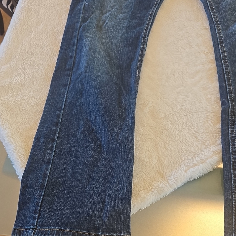 Levi's Blue Bootcut Jeans for Men - Picture 14 of 14